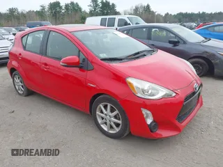 2015 Toyota Prius One with VIN JTDKDTB32F1098845, listed as a IAAI auction lot 42124053 with 111,871 mi miles and . Bid and sale history available at carsss.com. Image 1.