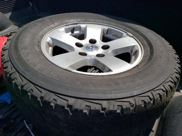 2010 Dodge Ram 1500 ST with VIN 1D7RV1GP0AS219313, listed as a Copart auction lot 64965544 with 189,262 mi miles and Salvage Title. Bid and sale history available at carsss.com. Image 12.