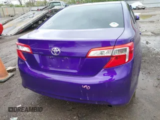 2014 Toyota Camry L with VIN 4T4BF1FK3ER419743, listed as a IAAI auction lot 41940669 with 92,822 mi miles. Bid and sale history available at carsss.com. Image 17.