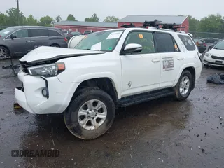 2015 Toyota 4Runner SR5 with VIN JTEZU5JR1F5100542, listed as a IAAI auction lot 42357246 with Not provided miles and . Bid and sale history available at DreamBid. Image 2.