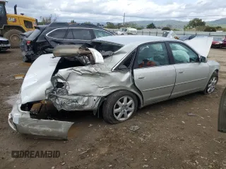2000 Toyota Avalon XL with VIN 4T1BF28B4YU020969, listed as a Copart auction lot 51116915 with 117,924 mi miles and Salvage Title. Bid and sale history available at DreamBid. Image 3.