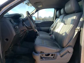 2014 Ford F-150 XL with VIN 1FTPF1CF8EKG24210, listed as a Copart auction lot 47992275 with 148,271 mi miles and Clean title. Bid and sale history available at DreamBid. Image 7.