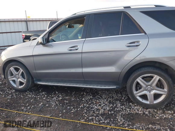 2015 Mercedes-Benz M 400 with VIN 4JGDA5GB3FA578028, listed as a IAAI auction lot 41114419 with 64,250 mi miles and . Bid and sale history available at DreamBid. Image 15.