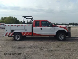 2016 Ford F-250 XL с VIN 1FD7X2B61GEC87414, выставлен на аукционе IAAI как лот 42014956 с пробегом 513 795 миль миль и . История ставок и продаж доступна на DreamBid. Изображение 13.