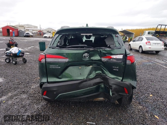 2023 Toyota Corolla Cross XLE z VIN 7MUDAABG2PV073950, wystawiony jako IAAI lot #40665833 z przebiegiem Nie podano mil oraz . Historia ofert i sprzedaży dostępna na DreamBid. Obrazek 16.