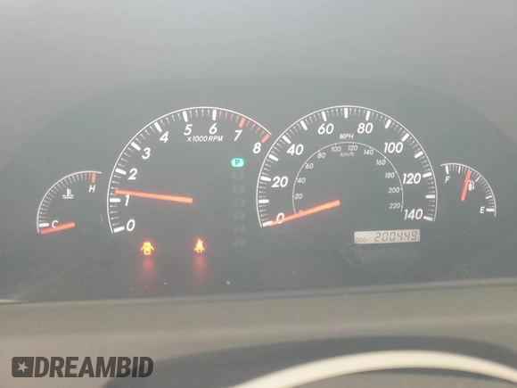 2005 Toyota Camry STD z VIN 4T1BE32K75U044292, wystawiony jako Copart lot #55299475 z przebiegiem 200 449 mil mil oraz Szkoda całkowita • Salvage title. Historia ofert i sprzedaży dostępna na DreamBid. Obrazek 9.
