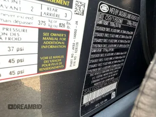 2019 Land Rover Range Rover with VIN SALGS5RE9KA528226, listed as a Copart auction lot 60043915 with 98,488 mi miles and Clean title. Bid and sale history available at DreamBid. Image 10.