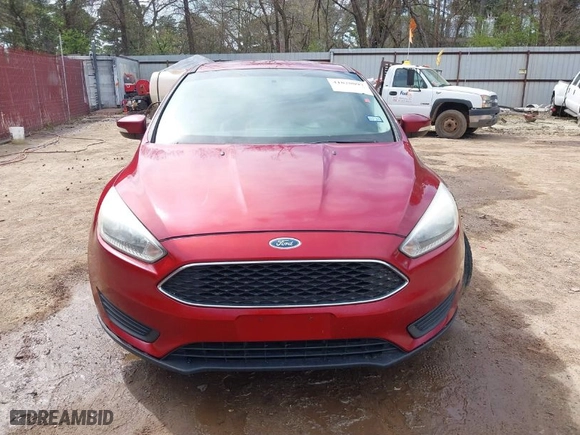 2016 Ford Focus SE with VIN 1FADP3K26GL288926, listed as a IAAI auction lot 41820097 with 189,539 mi miles. Bid and sale history available at carsss.com. Image 12.
