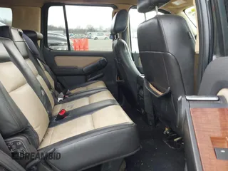 2008 Ford Explorer Eddie Bauer with VIN 1FMEU64E48UA79367, listed as a IAAI auction lot 41807919 with 211,458 mi miles. Bid and sale history available at carsss.com. Image 8.