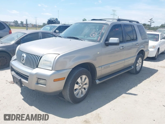 2008 Mercury Mountaineer with VIN 4M2EU37E28UJ00144, listed as a IAAI auction lot 42036528 with Not provided miles and . Bid and sale history available at DreamBid. Image 2.