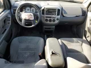 2004 Ford Escape XLT с VIN 1FMCU03114KA97656, выставлен на аукционе Copart как лот 48920965 с пробегом 229 620 миль миль и Списание • Salvage title. История ставок и продаж доступна на DreamBid. Изображение 8.
