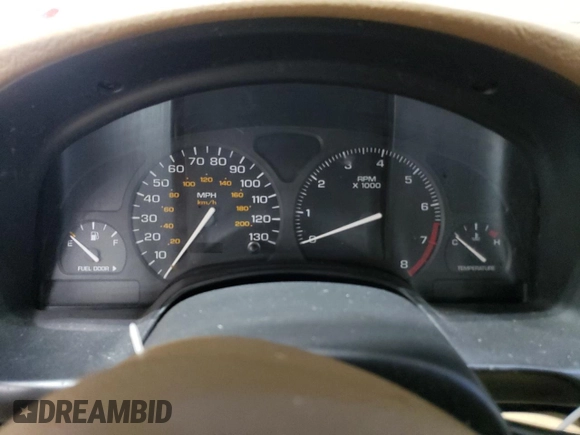 2000 Saturn LW z VIN 1G8JW82R2YY649240, wystawiony jako Copart lot #77682734 z przebiegiem Nie podano mil oraz Nie do naprawy. Historia ofert i sprzedaży dostępna na DreamBid. Obrazek 9.