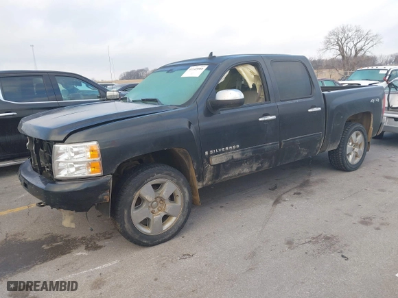 2009 Chevrolet Silverado 1500 LTZ with VIN 3GCEK33329G138137, listed as a IAAI auction lot 41145088 with 207,522 mi miles. Bid and sale history available at carsss.com. Image 18.