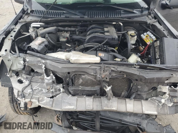 2006 Ford Explorer XLT z VIN 1FMEU73E56UB09853, wystawiony jako Copart lot #48942585 z przebiegiem 154 653 mil mil oraz Szkoda całkowita • Salvage title. Historia ofert i sprzedaży dostępna na DreamBid. Obrazek 12.