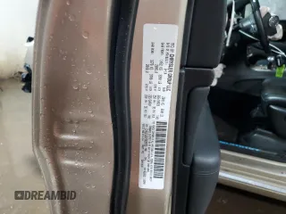 2015 Jeep Grand Cherokee Summit z VIN 1C4RJFJG1FC628532, wystawiony jako Copart lot #52546755 z przebiegiem 107 700 mil mil oraz Szkoda całkowita • Salvage title. Historia ofert i sprzedaży dostępna na DreamBid. Obrazek 13.