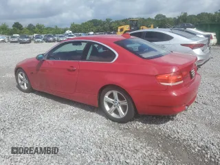 2007 BMW 3 Series 335i z VIN WBAWB73537P036817, wystawiony jako Copart lot #61575795 z przebiegiem 157 329 mil mil oraz Czysty tytuł • Clean title. Historia ofert i sprzedaży dostępna na DreamBid. Obrazek 2.