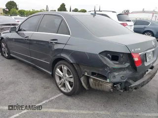 2012 Mercedes-Benz E E 350 Luxury with VIN WDDHF5KB7CA550085, listed as a IAAI auction lot 40112623 with 103,023 mi miles and . Bid and sale history available at carsss.com. Image 3.