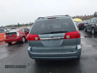 2007 Toyota Sienna XLE z VIN 5TDBK22C97S003525, wystawiony jako IAAI lot #40907947 z przebiegiem Nie podano mil oraz . Historia ofert i sprzedaży dostępna na DreamBid. Obrazek 16.