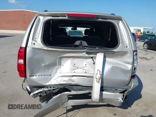 2007 Chevrolet Suburban LTZ z VIN 3GNFC16J57G103628, wystawiony jako IAAI lot #42373026 z przebiegiem 293 570 mil mil oraz . Historia ofert i sprzedaży dostępna na DreamBid. Obrazek 17.