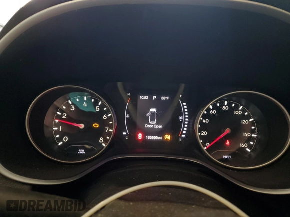 2018 Jeep Compass Latitude with VIN 3C4NJDBB4JT314313, listed as a Copart auction lot 53132575 with 185,999 mi miles and Non Repairable. Bid and sale history available at DreamBid. Image 9.