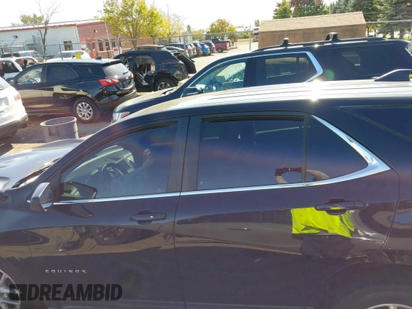 2024 Chevrolet Equinox LT with VIN 3GNAXUEG5RL321892, listed as a IAAI auction lot 40594360 with 14,935 mi miles and . Bid and sale history available at DreamBid. Image 14.