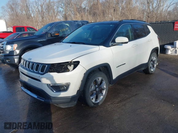 2020 Jeep Compass Limited with VIN 3C4NJCCB4LT102698, listed as a IAAI auction lot 41779546 with 115,007 mi miles. Bid and sale history available at carsss.com. Image 2.