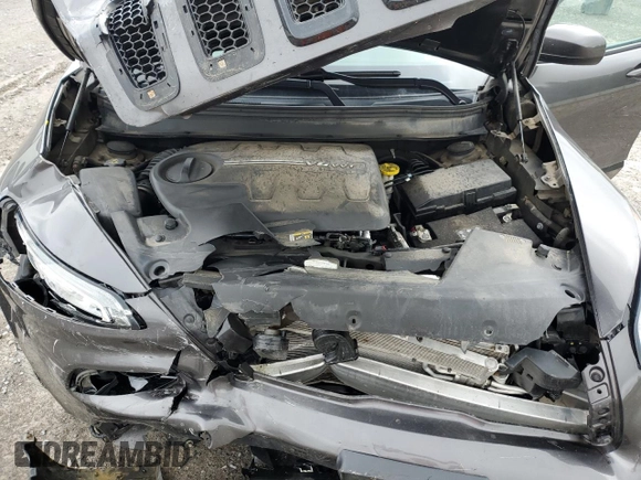 2018 Jeep Cherokee Latitude Tech Connect with VIN 1C4PJMCX8JD588624, listed as a Copart auction lot 59873355 with 108,896 mi miles and Salvage title. Bid and sale history available at DreamBid. Image 12.