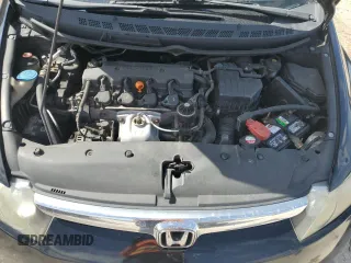 2008 Honda Civic LX z VIN 1HGFA16548L023373, wystawiony jako Copart lot #52052565 z przebiegiem 121 500 mil mil oraz Szkoda całkowita • Salvage title. Historia ofert i sprzedaży dostępna na DreamBid. Obrazek 11.