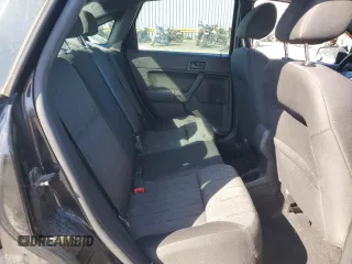 2011 Ford Focus SE with VIN 1FAHP3FN1BW152829, listed as a Copart auction lot 54385555 with 164,432 mi miles and Clean Title. Bid and sale history available at carsss.com. Image 10.