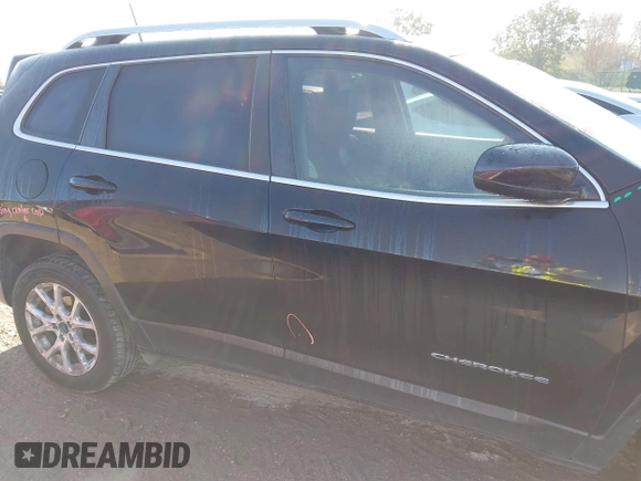 2018 Jeep Cherokee Latitude Plus with VIN 1C4PJLLB1JD513441, listed as a IAAI auction lot 41645225 with 123,986 mi miles and . Bid and sale history available at DreamBid. Image 14.