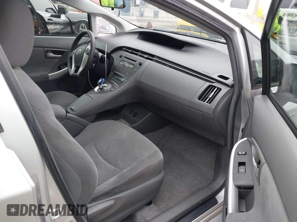 2010 Toyota Prius II z VIN JTDKN3DU0A5204746, wystawiony jako IAAI lot #42499294 z przebiegiem 254 114 mil mil oraz . Historia ofert i sprzedaży dostępna na DreamBid. Obrazek 5.