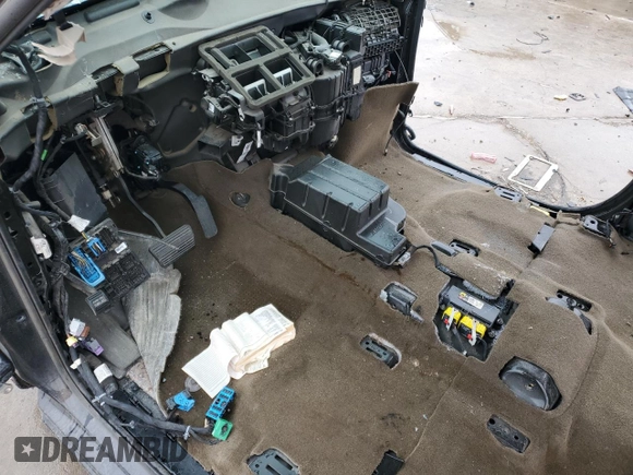 2014 Chevrolet Silverado 1500 with VIN N0V1N0NPART, listed as a Copart auction lot 44551825 with Not Provided miles and Clean Title. Bid and sale history available at DreamBid. Image 8.