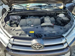 2017 Toyota Highlander XLE with VIN 5TDJZRFH7HS468912, listed as a Copart auction lot 62821955 with 79,331 mi miles and Salvage title. Bid and sale history available at DreamBid. Image 11.