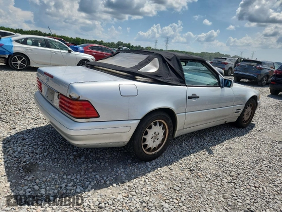 1998 Mercedes-Benz SL 500 with VIN WDBFA67FXWF168172, listed as a Copart auction lot 65232225 with 88,650 mi miles and Clean title. Bid and sale history available at DreamBid. Image 3.