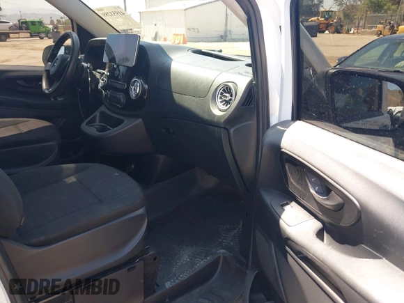 2017 Mercedes-Benz Metris Cargo with VIN WD3PG2EAXH3201836, listed as a IAAI auction lot 41953289 with 131,990 mi miles and . Bid and sale history available at carsss.com. Image 5.