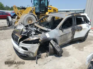 2014 Jeep Cherokee Latitude z VIN 1C4PJLCS3EW292760, wystawiony jako Copart lot #59731875 z przebiegiem Nie podano mil oraz Nie do naprawy • Non repairable. Historia ofert i sprzedaży dostępna na DreamBid. Obrazek 1.