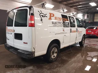 2010 GMC Savana Cargo Van with VIN 1GTZGFBA2A1107221, listed as a IAAI auction lot 41526369 with 91,243 mi miles. Bid and sale history available at carsss.com. Image 4.