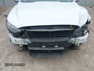 2017 Ford Fusion SE z VIN 3FA6P0H71HR413635, wystawiony jako IAAI lot #42507386 z przebiegiem 165 991 mil mil oraz . Historia ofert i sprzedaży dostępna na DreamBid. Obrazek 6.