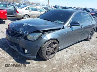 2009 Mercedes-Benz C-Class 3.5L Sport with VIN WDDGF56X79R048947, listed as a IAAI auction lot 41995635 with 141,831 mi miles. Bid and sale history available at carsss.com. Image 17.