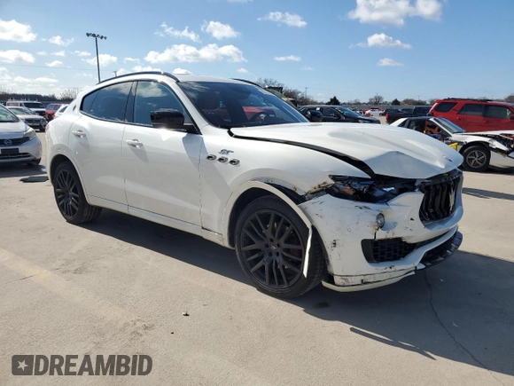 2022 Maserati Levante GT with VIN ZN661XUA1NX400259, listed as a Copart auction lot 42531984 with 26,229 mi miles. Bid and sale history available at carsss.com. Image 4.