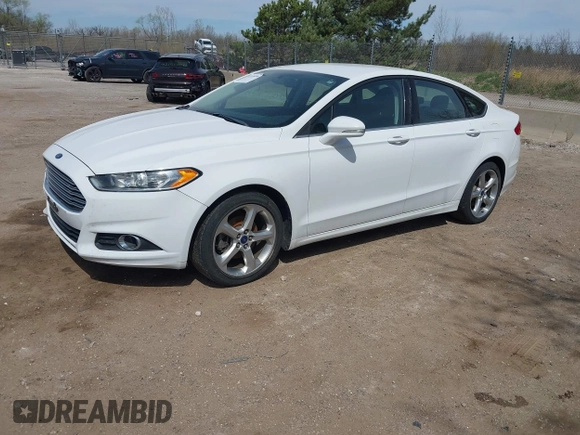 2015 Ford Fusion SE with VIN 3FA6P0H92FR283878, listed as a IAAI auction lot 42158896 with 194,396 mi miles. Bid and sale history available at carsss.com. Image 2.