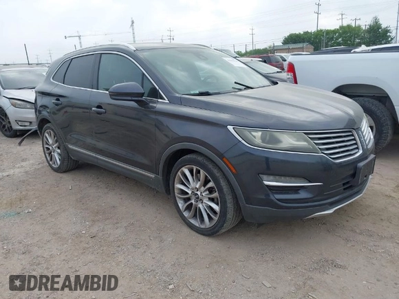 2015 Lincoln MKC with VIN 5LMCJ1A94FUJ13716, listed as a IAAI auction lot 41911220 with 194,825 mi miles. Bid and sale history available at carsss.com. Image 1.