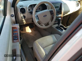 2009 Ford Explorer Eddie Bauer z VIN 1FMEU64EX9UA30532, wystawiony jako Copart lot #86930414 z przebiegiem 124 234 mil mil oraz Szkoda całkowita • Salvage title. Historia ofert i sprzedaży dostępna na DreamBid. Obrazek 8.