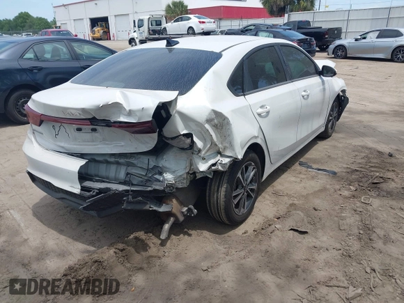 2024 Kia Forte LXS with VIN 3KPF24AD9RE724254, listed as a IAAI auction lot 42101601 with 37,904 mi miles and . Bid and sale history available at DreamBid. Image 4.