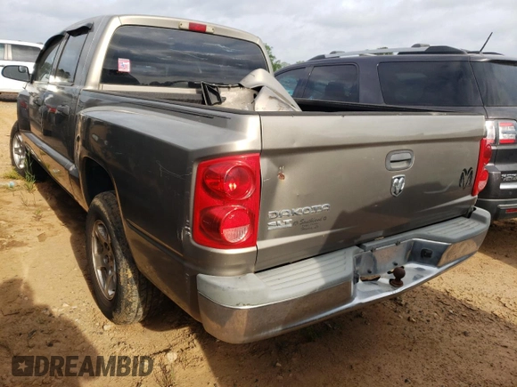 2006 Dodge Dakota SLT with VIN 1D7HE48K76S635382, listed as a Copart auction lot 53632235 with 155,750 mi miles and Salvage Title. Bid and sale history available at DreamBid. Image 2.
