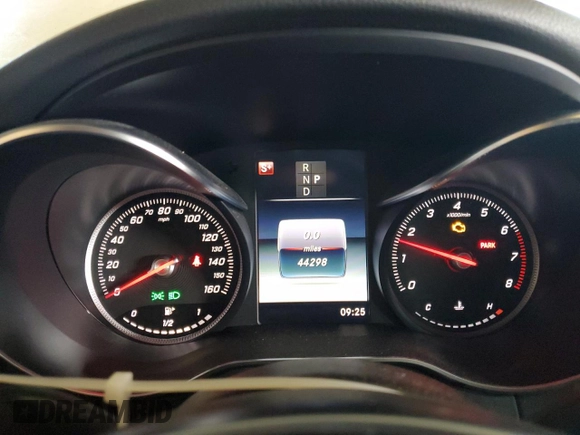 2018 Mercedes-Benz C 300 with VIN 55SWF4JB9JU280132, listed as a Copart auction lot 61803625 with 44,298 mi miles and Salvage title. Bid and sale history available at DreamBid. Image 9.