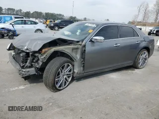 2012 Chrysler 300 C z VIN 2C3CCAET1CH242541, wystawiony jako Copart lot #46971935 z przebiegiem 132 070 mil mil oraz Szkoda całkowita • Salvage title. Historia ofert i sprzedaży dostępna na DreamBid. Obrazek 1.