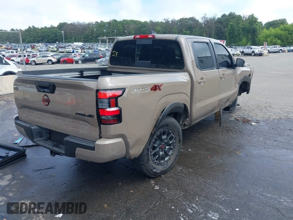 2024 Nissan Frontier Pro-4X z VIN 1N6ED1EK0RN644461, wystawiony jako IAAI lot #42618837 z przebiegiem 18 179 mil mil oraz . Historia ofert i sprzedaży dostępna na DreamBid. Obrazek 4.