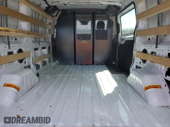 2024 Ford Transit Cargo with VIN 1FTBR1Y81RKA87665, listed as a Copart auction lot 49506245 with 2,371 mi miles and Clean Title. Bid and sale history available at DreamBid. Image 10.