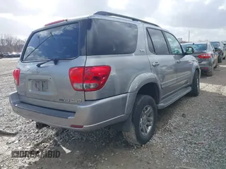 2005 Toyota Sequoia SR5 with VIN 5TDBT44A85S251105, listed as a IAAI auction lot 41728425 with 305,872 mi miles and . Bid and sale history available at DreamBid. Image 4.